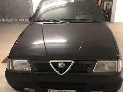 Usata Alfa Romeo 33 88 CV (64 kW) 1992 Grigio Berlina