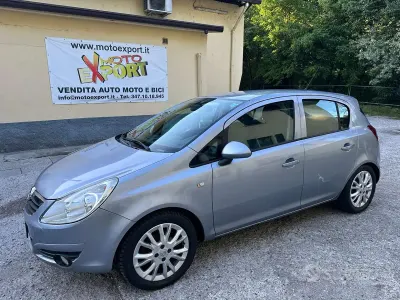 Usata Opel Corsa Club 80 CV (58 kW) 2009 Grigio Utilitaria