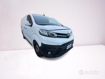 Usata Toyota Proace Comfort 122 CV (89 kW) 2017 Bianco Monovolume