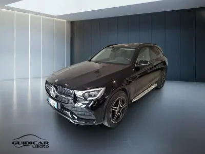 Usata Mercedes GLC300de Edition 194 CV (142 kW) 2022 Nero SUV