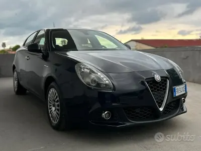 Occasion Alfa Romeo Giulietta Super 120 ch (88 kW) 2018 Bleue Citadine