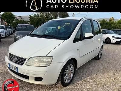 Usata Fiat Idea Dynamic 95 CV (69 kW) 2011 Bianco Monovolume