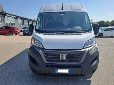 Usata Fiat Ducato 140 CV (102 kW) 2021 Bianco Furgone
