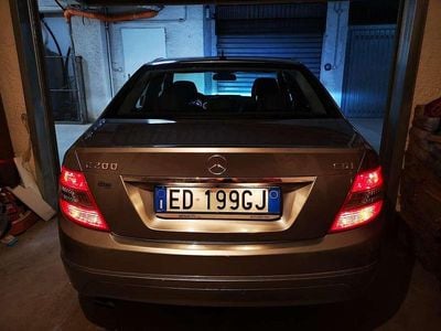 Mercedes C200