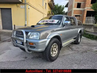 Usata Mitsubishi L200