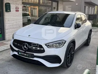 Usata Mercedes GLA200 Premium 150 CV (110 kW) 2021 Bianco SUV