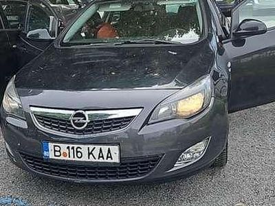 Usata Opel Astra 125 CV (91 kW) 2012 Nero Station wagon