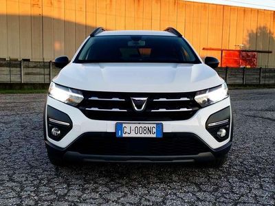 Usata Dacia Jogger Extreme 101 CV (74 kW) 2022 Bianco Monovolume