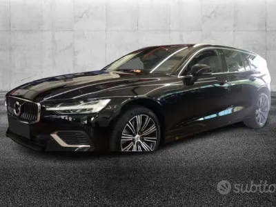 Usata Volvo V60 Inscription 349 CV (256 kW) 2021 Nero Station wagon