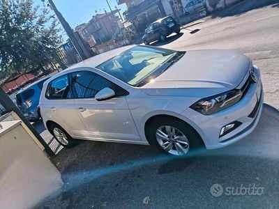 Usata VW Polo Comfortline 95 CV (69 kW) 2020 Grigio Utilitaria
