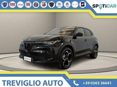 Nuova Alfa Romeo Junior Edizione Speciale 145 CV (106 kW) 2025 Blu / metallizzato SUV