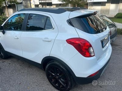 Usata Opel Mokka X 136 CV (100 kW) 2017 Bianco SUV