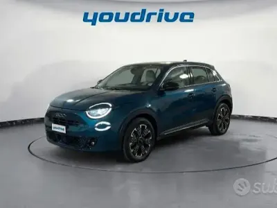 Nuova Fiat 600 La Prima 101 CV (74 kW) 2025 Bluazzurro SUV