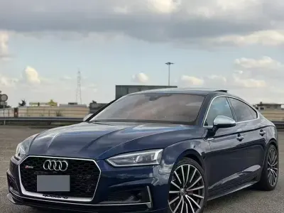 Usata Audi A5 218 CV (160 kW) 2019 Bluazzurro Coupé