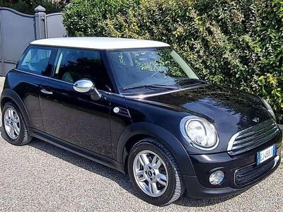 Usata Mini ONE 75 CV (55 kW) 2011 Nero Utilitaria