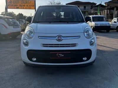 Usata Fiat 500L Pop Star 105 CV (77 kW) 2014 Bianco Monovolume