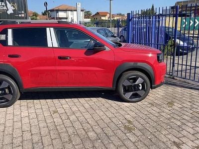 Nuova Fiat Grande Panda La Prima 101 CV (74 kW) 2025 Rosso Utilitaria