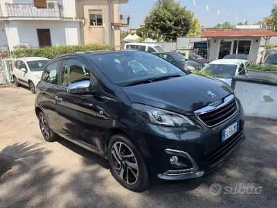 Usata Peugeot 108 Allure 69 CV (50 kW) 2017 Grigio Berlina