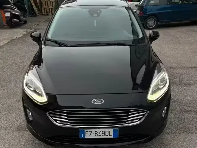 Usata Ford Fiesta Titanium 86 CV (63 kW) 2019 Nero Utilitaria