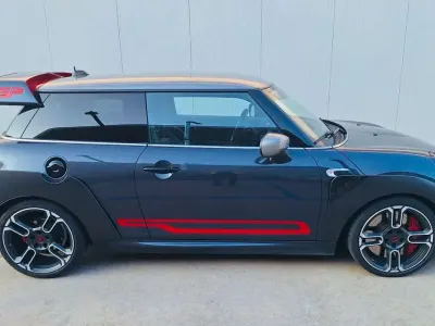 Usata Mini John Cooper Works 306 CV (225 kW) 2020 Utilitaria