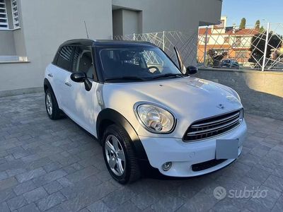 Usata Mini Countryman 111 CV (81 kW) 2015 Bianco SUV