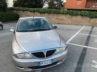 usata Lancia Ypsilon 2001 99000 km, euro 3