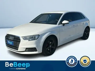 Usata Audi A3 Business 116 CV (85 kW) 2019 Bianco pastello Berlina