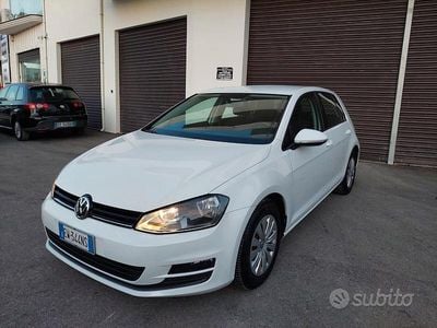 Usata VW Golf VII Comfortline 89 CV (65 kW) 2014 Bianco Berlina