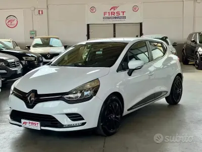Usata Renault Clio IV Zen 75 CV (55 kW) 2018 Bianco Berlina