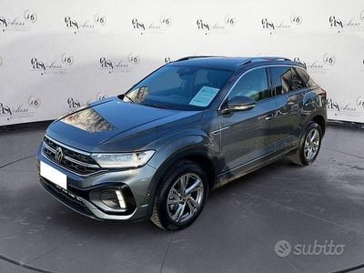 Usata VW T-Roc R-line 150 CV (110 kW) 2025 Grigio SUV