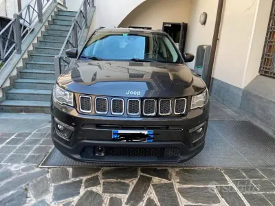 Usata Jeep Compass 140 CV (102 kW) 2018 Grigio SUV