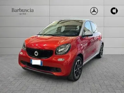 Usata Smart ForFour Passion 71 CV (52 kW) 2015 Rosso Utilitaria