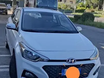 Käytetty Hyundai i20