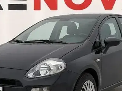 Usata Fiat Punto Street 77 CV (56 kW) 2018 Nero Utilitaria
