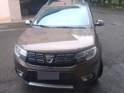 Usata Dacia Sandero Stepway 90 CV (66 kW) 2019 Marrone Berlina