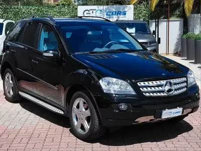 Usata Mercedes ML320 224 CV (164 kW) 2007 Nero SUV