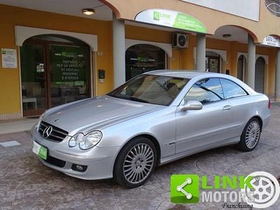 Usata Mercedes CLK220 Avantgarde 150 CV (110 kW) 2007 Argento Coupé