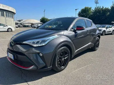 Usata Toyota C-HR Active 122 CV (89 kW) 2021 Grigio SUV
