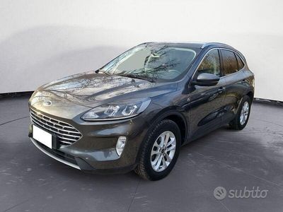 Usata Ford Kuga Titanium 120 CV (88 kW) 2020 Grigio SUV