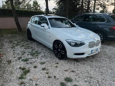 Usata BMW 120 184 CV (135 kW) 2013 Bianco Utilitaria