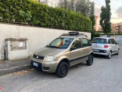Usata Fiat Panda Climbing 60 CV (44 kW) 2009 Grigio Utilitaria