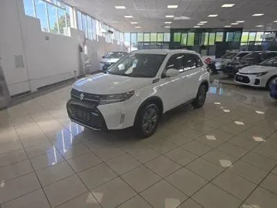 Nuova Suzuki Vitara Cool 110 CV (80 kW) 2026 Bianco SUV