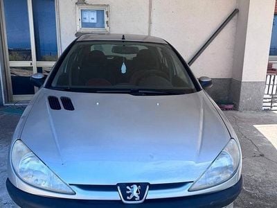 Usata Peugeot 206 60 CV (44 kW) 2001 Grigio Berlina