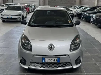 Usata Renault Twingo Dynamique 76 CV (55 kW) 2010 Argento Utilitaria