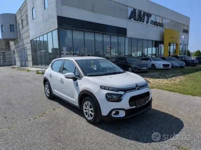 Begagnad Citroën C3 PureTech 83 HK (61 kW) 2023 Vit Halvkombi