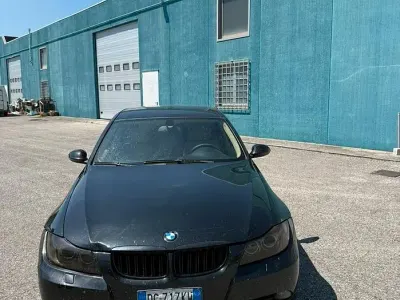 Usata BMW 320 177 CV (130 kW) 2007 Nero Station wagon