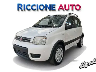 Usata Fiat Panda 4x4 60 CV (44 kW) 2009 Bianco Utilitaria