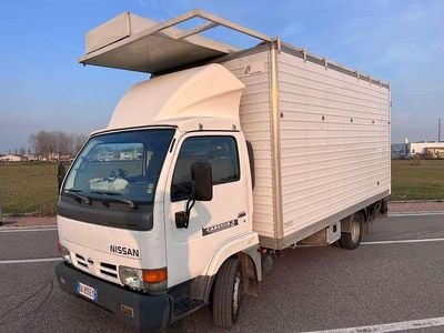 Usata Nissan Cabstar 125 CV (91 kW) 2006 Bianco Pick-up