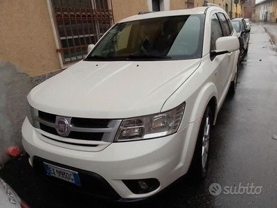 Usata Fiat Freemont 140 CV (102 kW) 2014 Bianco SUV