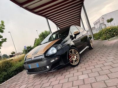 Usata Abarth Punto 180 CV (132 kW) 2014 Nero Utilitaria